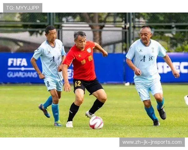 足球比赛中的球员决策与技术改进